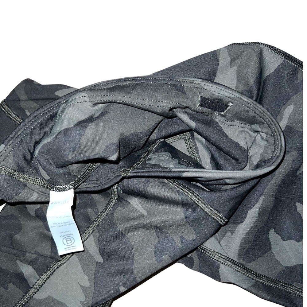 Athleta Ultimate 7/8 Olive Green Camouflage Tight Women’s Size XS - Picture 5 of 6